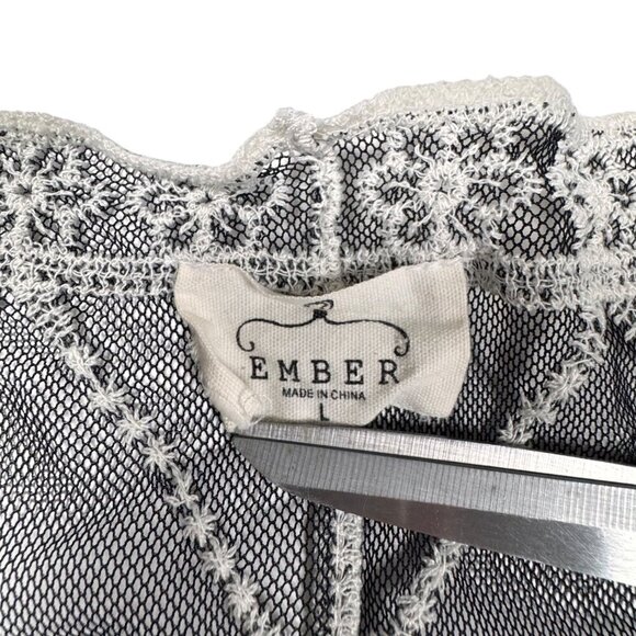 Whimsigoth Top Sz.L Black Mesh Embroidered Sheer Dark Romantic Witchy Goth - Picture 9 of 12